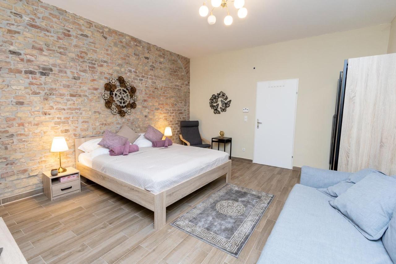 Comfortable Romantic 1 Bedroom Apartment Near Augarten Wien Exterior foto