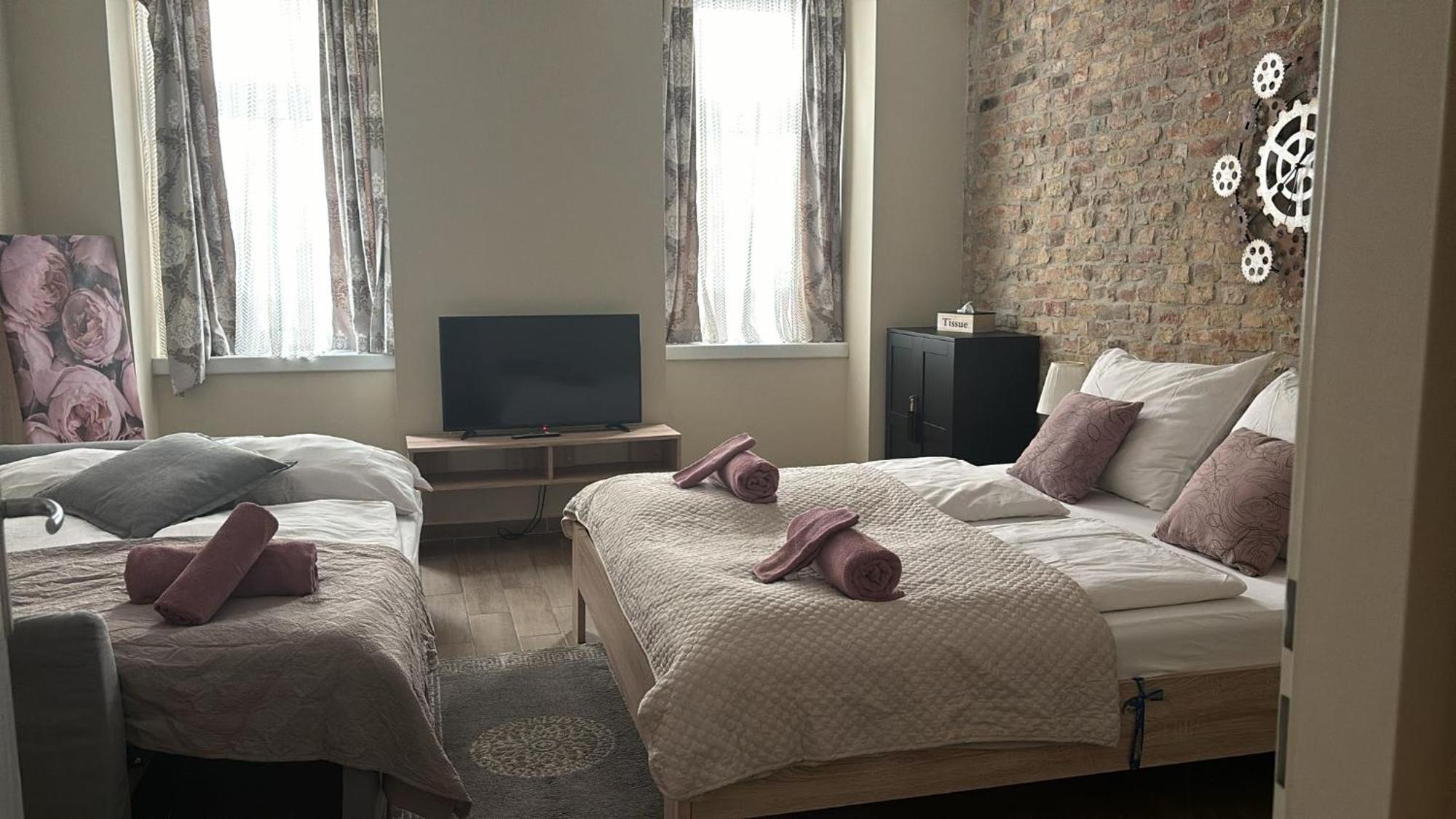 Comfortable Romantic 1 Bedroom Apartment Near Augarten Wien Exterior foto